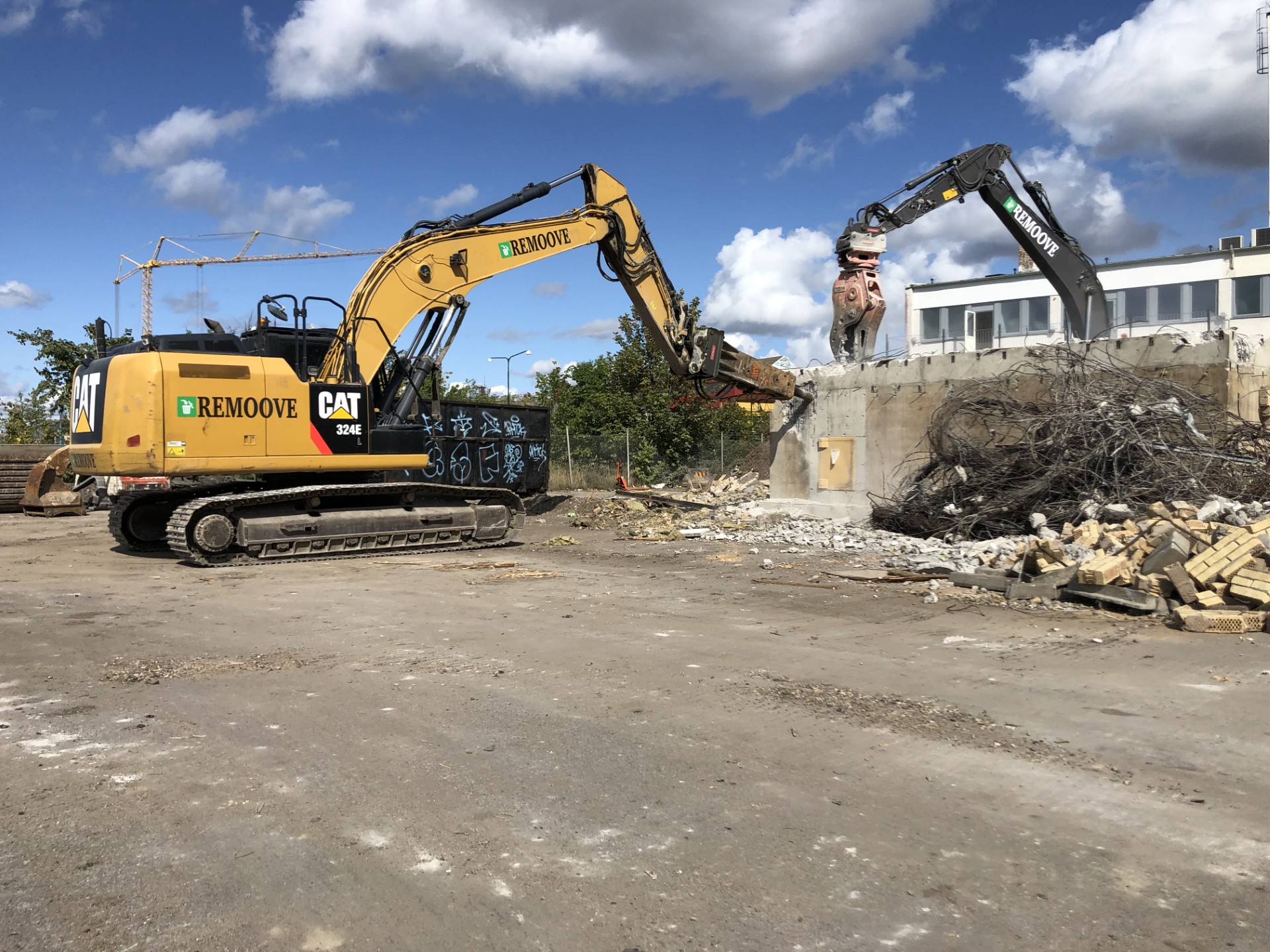 6e7cfd95-f393-4532-88d5-6786b016f79d